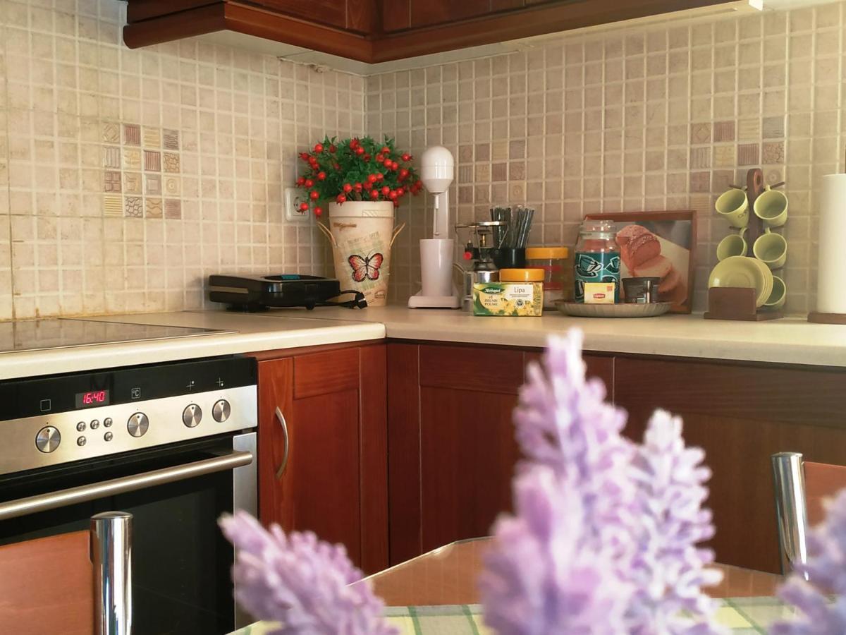 Thalia Apartment In Kalamata, 15' Walk From The City Center And The Beach מראה חיצוני תמונה