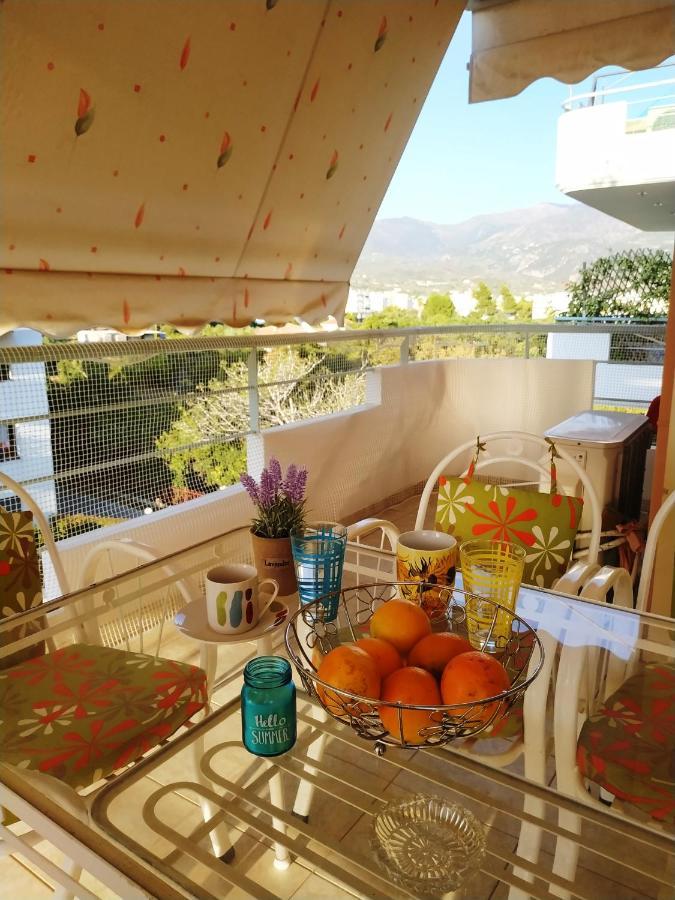 Thalia Apartment In Kalamata, 15' Walk From The City Center And The Beach מראה חיצוני תמונה