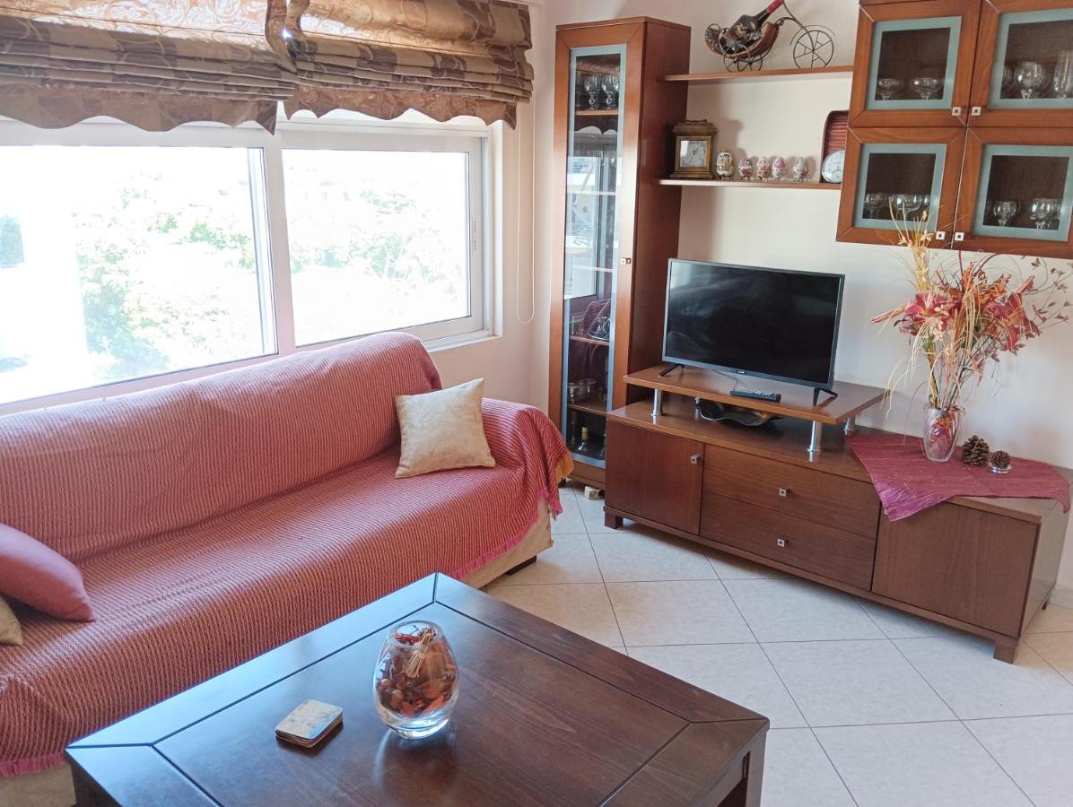 Thalia Apartment In Kalamata, 15' Walk From The City Center And The Beach מראה חיצוני תמונה