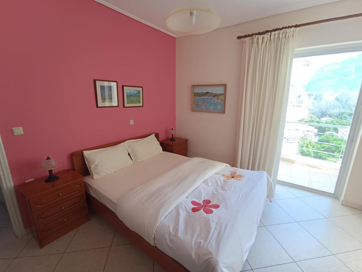 Thalia Apartment In Kalamata, 15' Walk From The City Center And The Beach מראה חיצוני תמונה